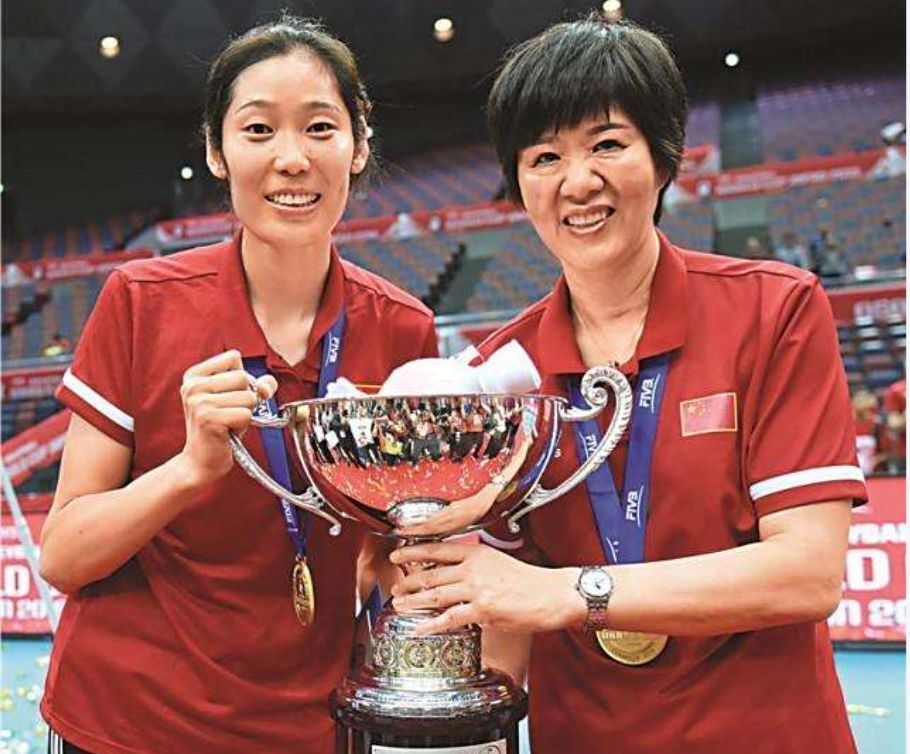 Bn, 接受央视采, zqY Bn, 接受央视采, zqY